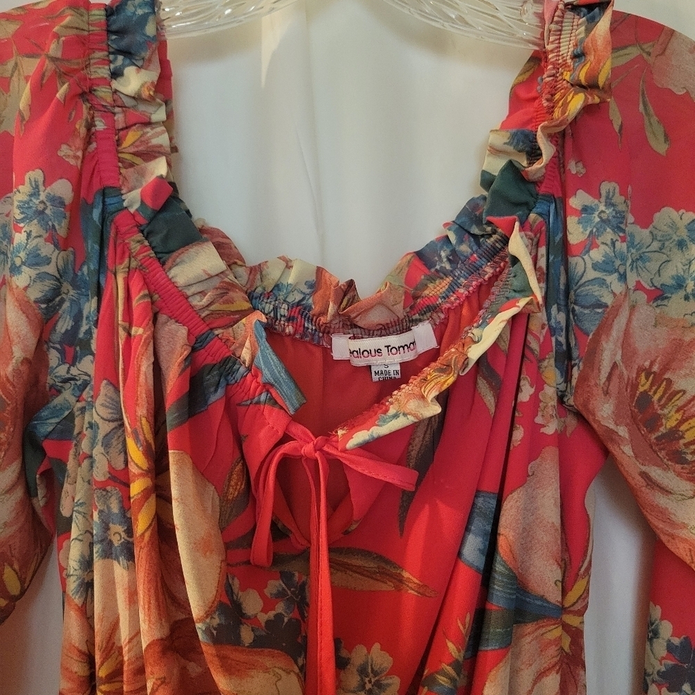 Ladies Small Floral Dress - Picture 5 of 7